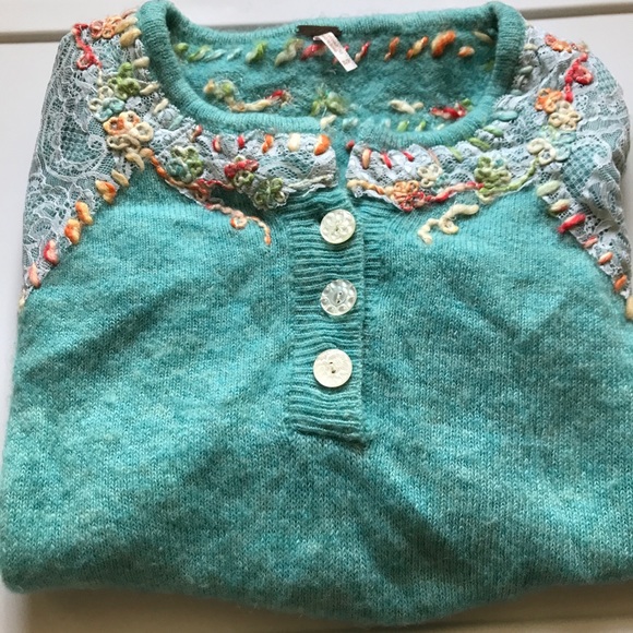 Free People light teal embroidered sweater. - Picture 5 of 7